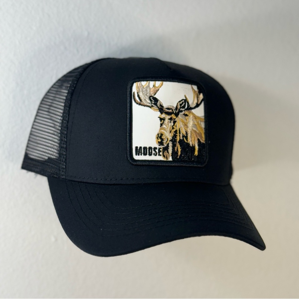 NEW MOOSE ANIMAL PATCH BLACK TRUCKER MESH CAP HAT
